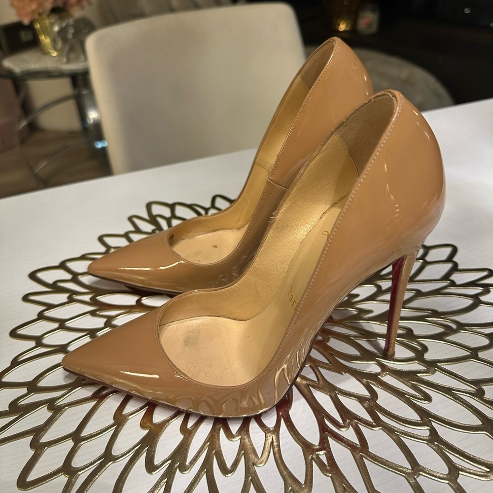 Beautiful Christian Louboutin So Kate shoes - in great condition elegant & sexy